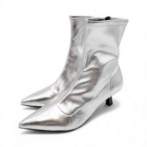ABOUND Silver Ankle Boots - EUC